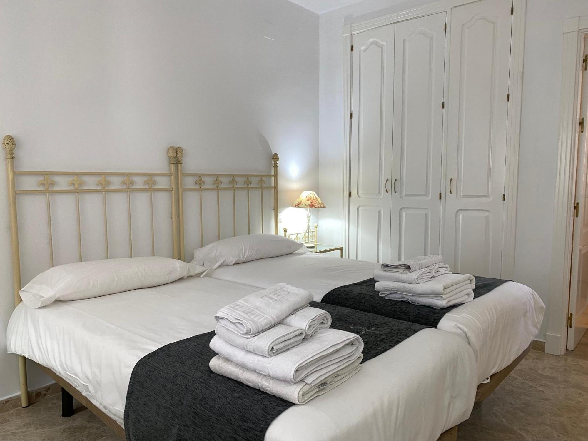 Serinamar- Los Naranjos De Marbella Kamer foto